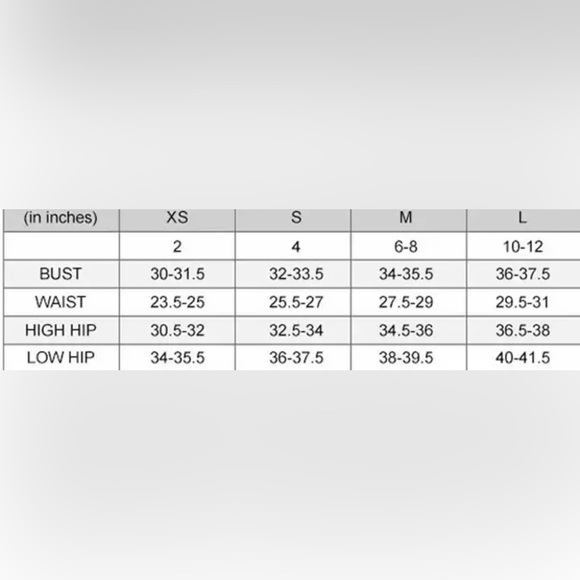 Lena Vie Crystal Bow Black And White Bandage Dress With Bow Crystal Appliqués - Picture 9 of 9